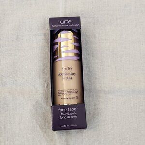 NIB Tarte - face tape foundation - full size - 20S light sand